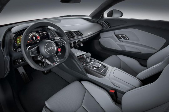 New Audi R8 2015 V10 Plus ภายใน
