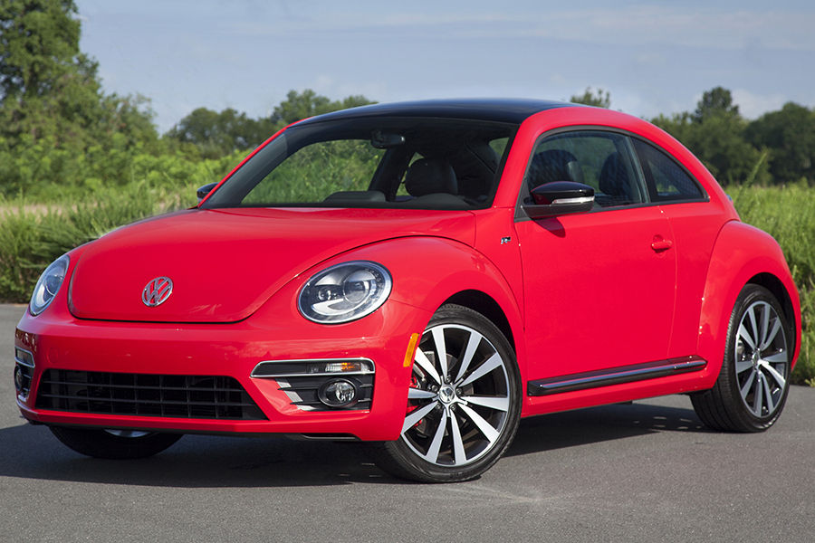2014 Volkswagen Beetle รถที่มีความสวยงามเเละสมรรถภาพเป็นเลิศ