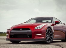 2015 NISSAN GT-R