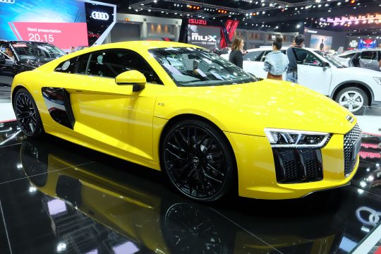 คำนวณตารางผ่อน-ดาวน์ Audi R8 V10 2018 พร้อมสเปค ราคา